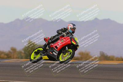 media/Dec-17-2022-SoCal Trackdays (Sat) [[224abd9271]]/Turn 9 Side (245pm)/